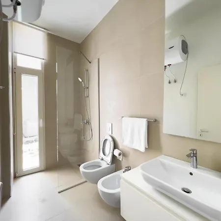 Contemporary Two Story Apartament Himara